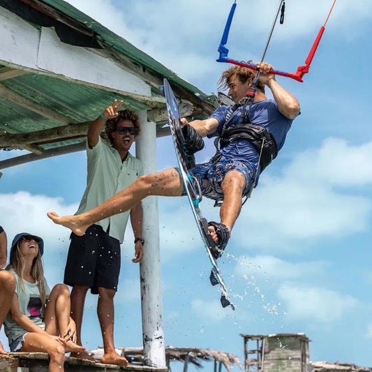 Kitesurf Buying Guide KItes