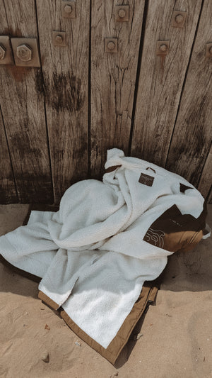 Packable Explorers Robe