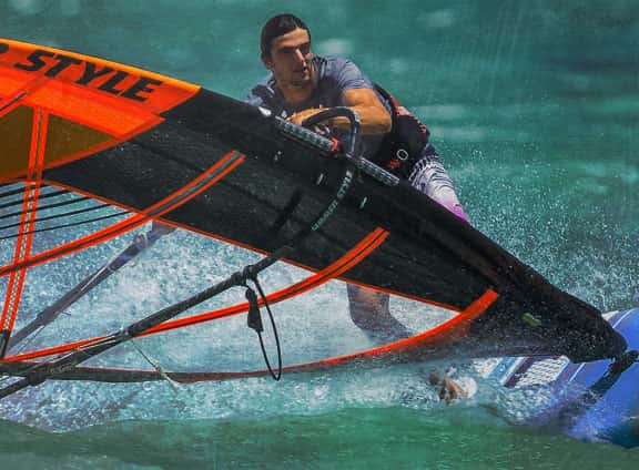 Simmer-Windsurf-Booms-Brand-Banner