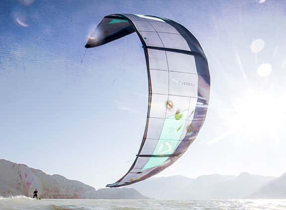 Kitesurf-Cat-Image-Kites
