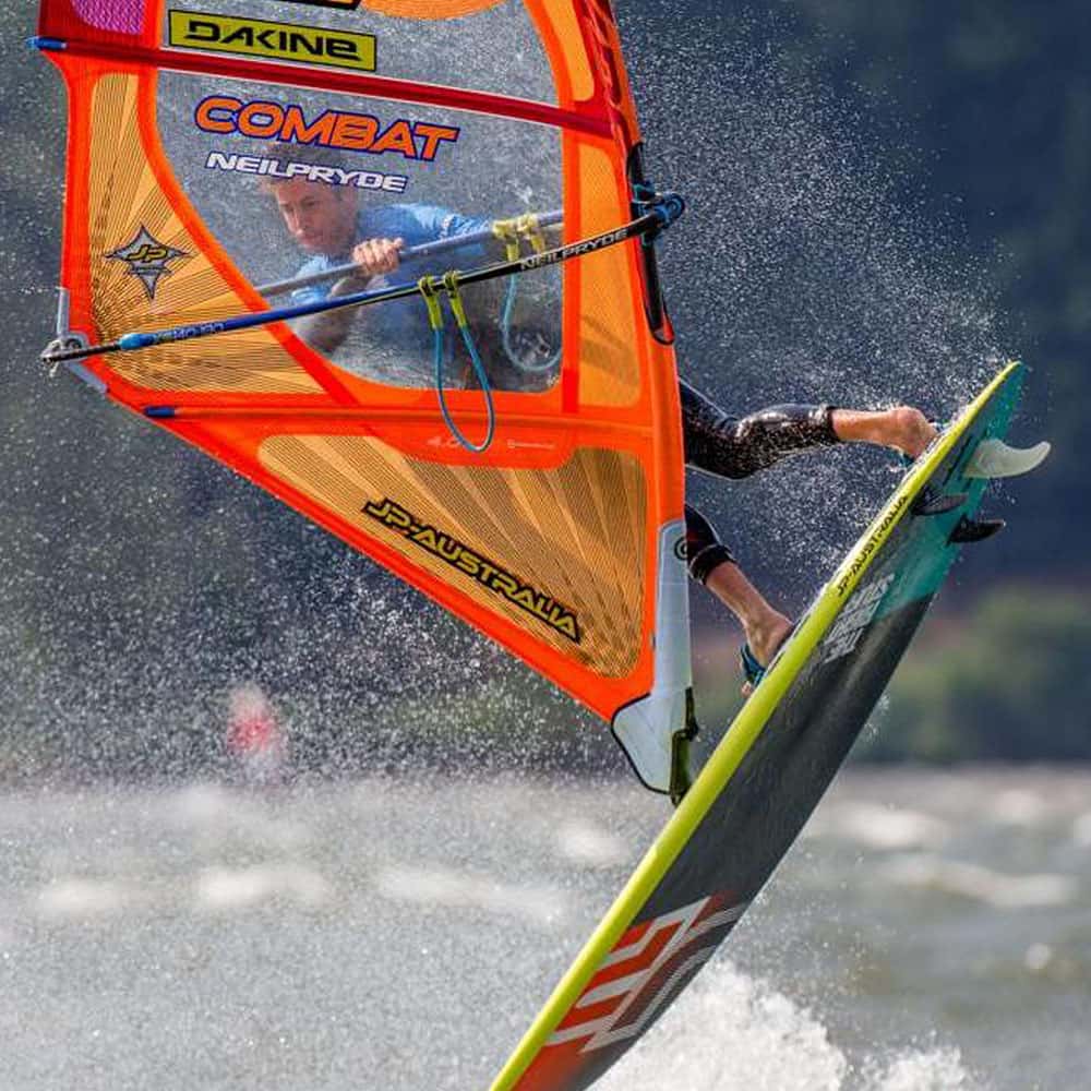 2018_Dakine_Windsurf_Harnesslines_Fixed_0000_Action