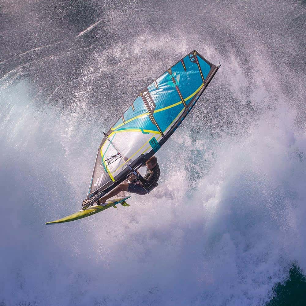 ION-2020-Action_0007_Windsurf