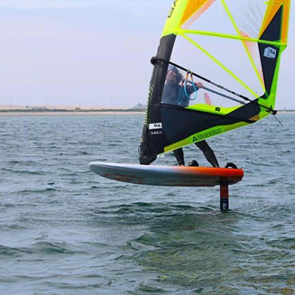Slingshot-wizard-windsurf-foilboard-action2