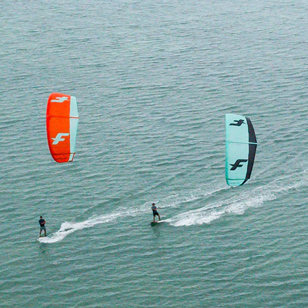 F-ONE-Bandit-XVI-Kitesurfing-Kite-action