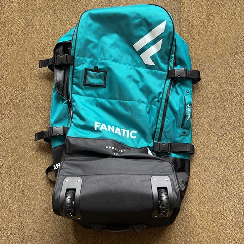 Used-Product_0004_Bag-Broken-base