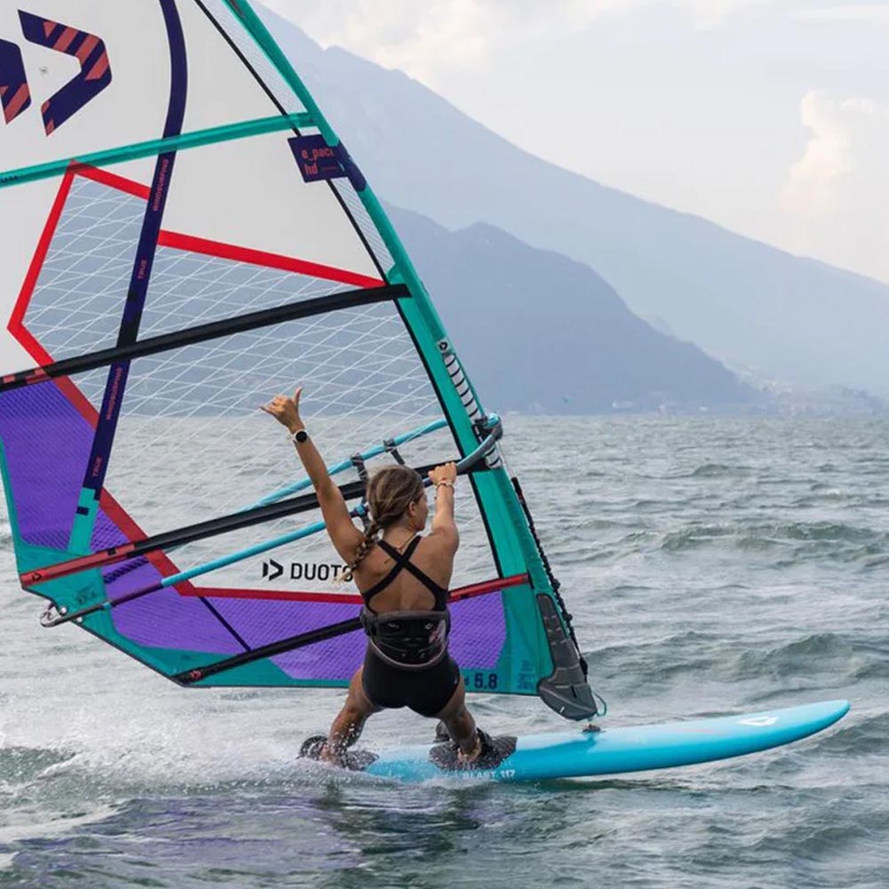 Duotone-Windsurf-2024-Boards_0001_Blast